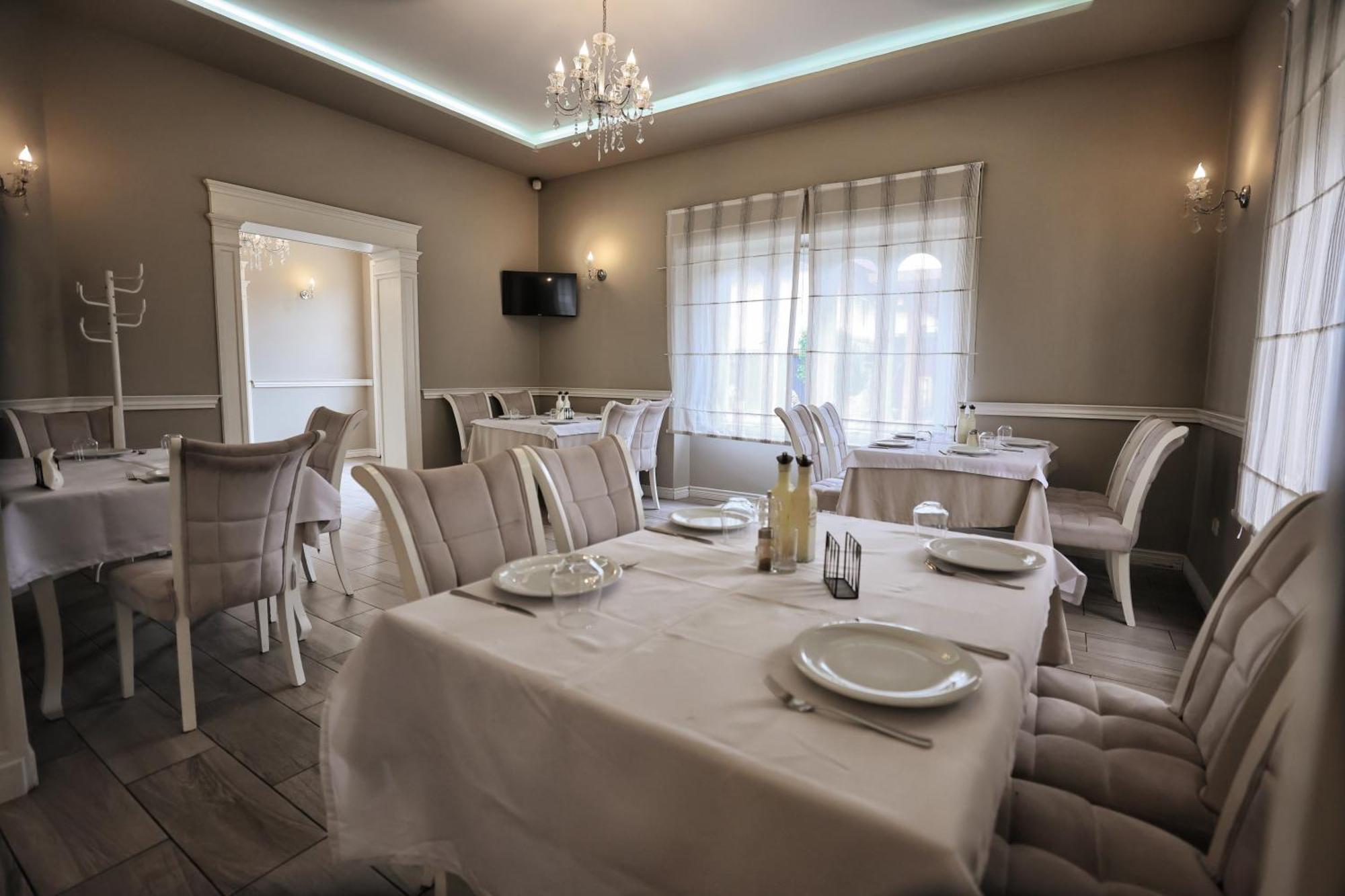 Vila Casablanca - Boutique Hotel & Restaurant Шкодер Екстер'єр фото
