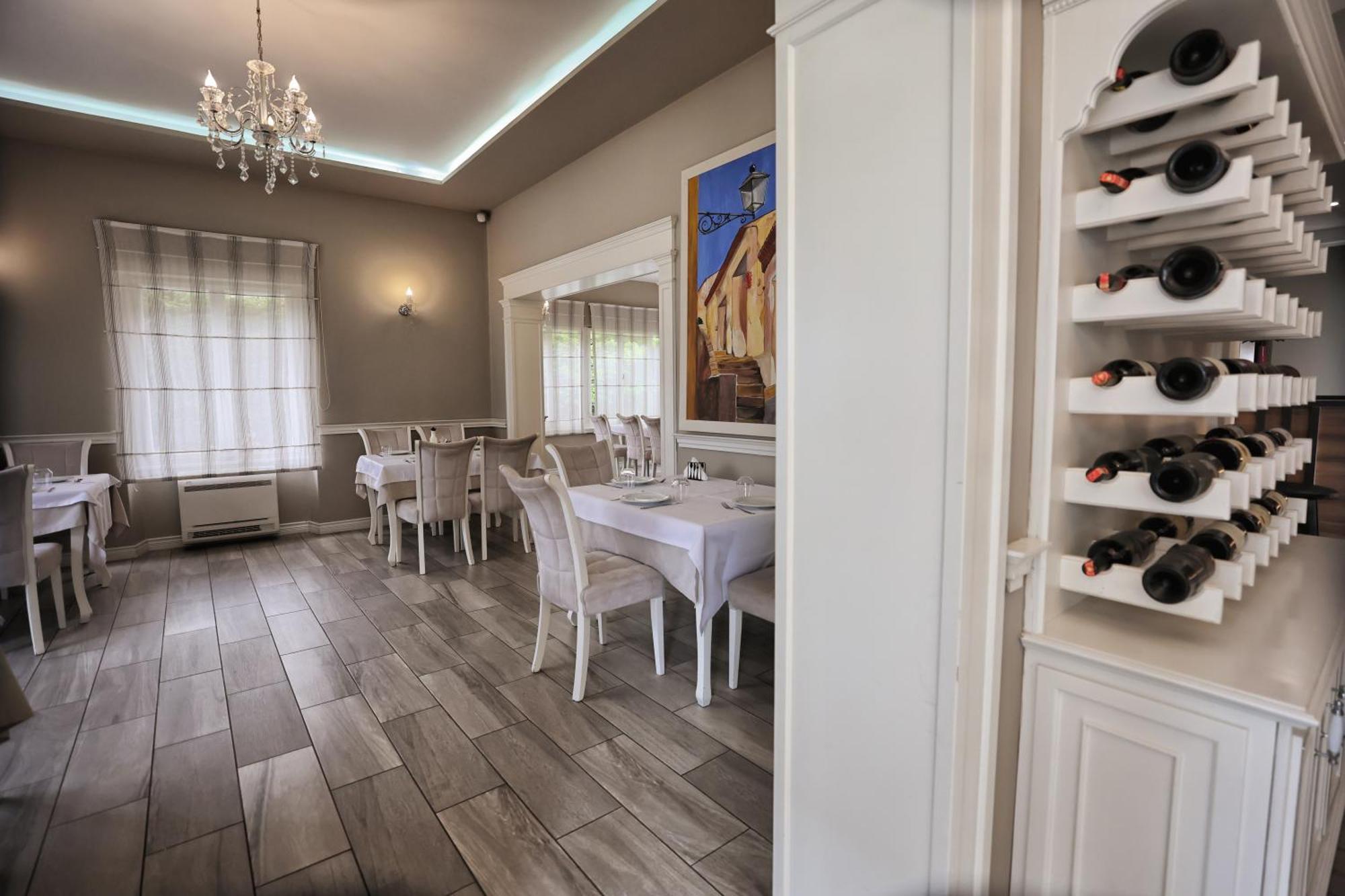 Vila Casablanca - Boutique Hotel & Restaurant Шкодер Екстер'єр фото