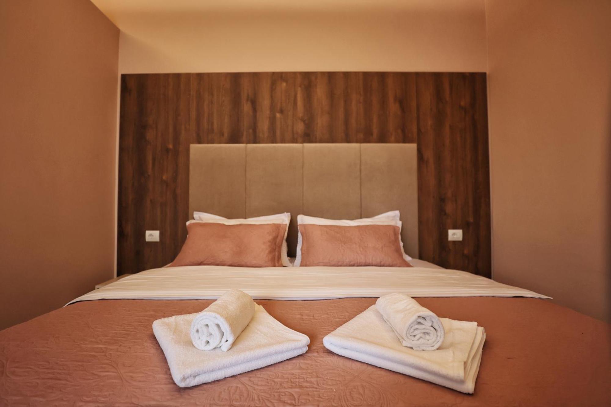 Vila Casablanca - Boutique Hotel & Restaurant Шкодер Екстер'єр фото