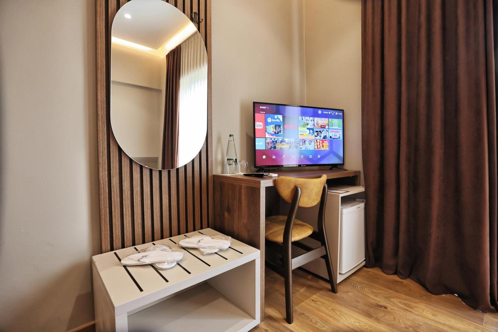Vila Casablanca - Boutique Hotel & Restaurant Шкодер Екстер'єр фото