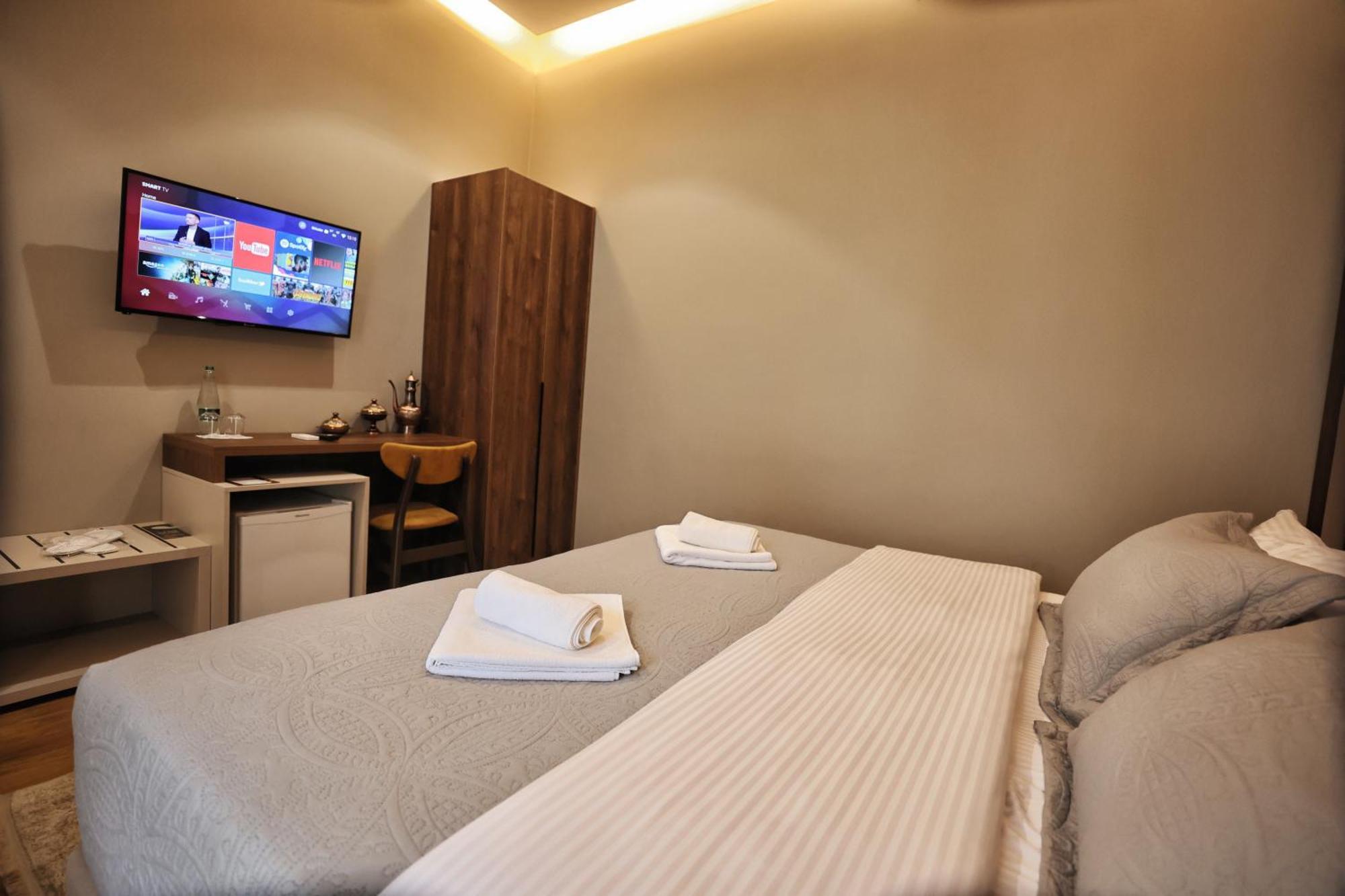 Vila Casablanca - Boutique Hotel & Restaurant Шкодер Екстер'єр фото